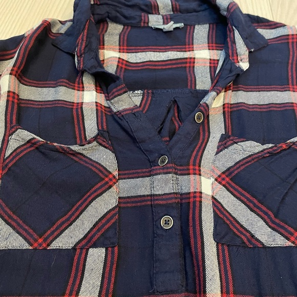 NWOT Charlotte Russe Lightweight Flannel - Picture 4 of 4